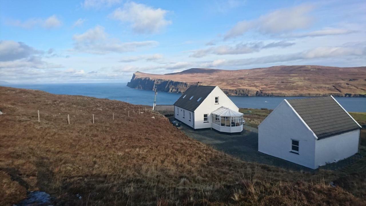 Waterfall View Milovaig Exterior photo